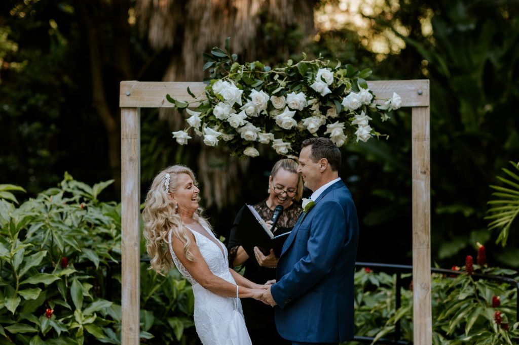 Brisbane wedding Celebrant Cara