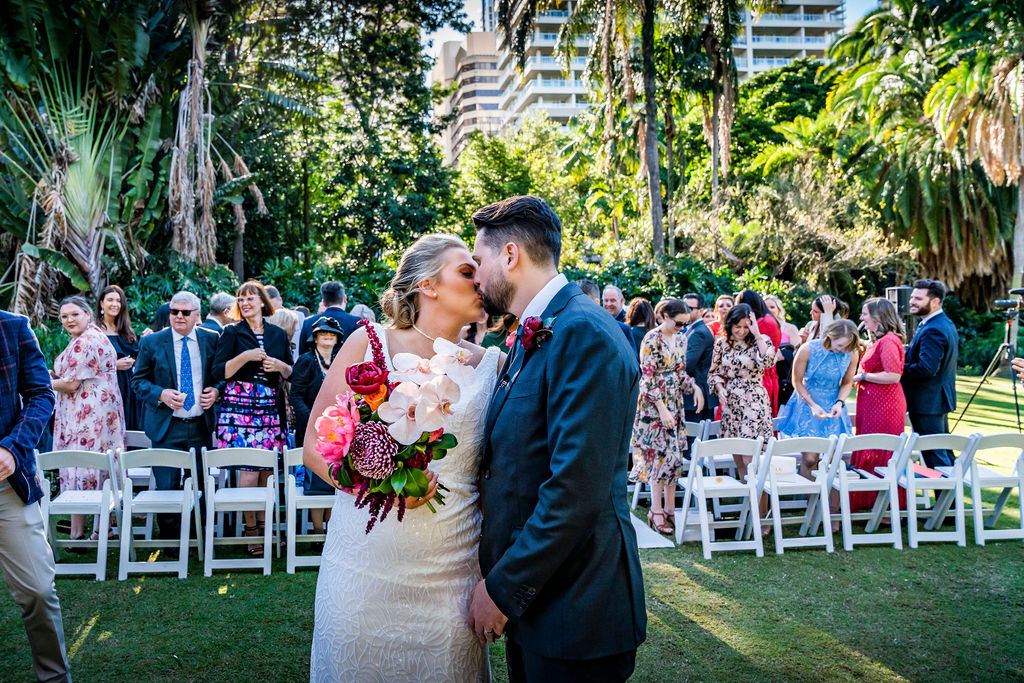 wedding at Brisbane City Botanical Gardens