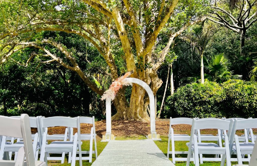 Fig Tree Lawn Mt Coot-tha wedding decoration