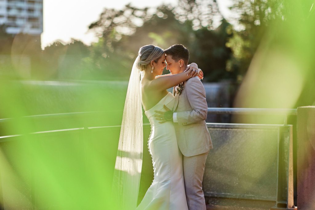 wedding photos Roma Street Park