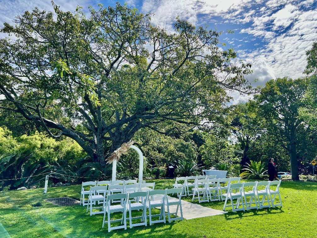 Roma Street wedding ceremony