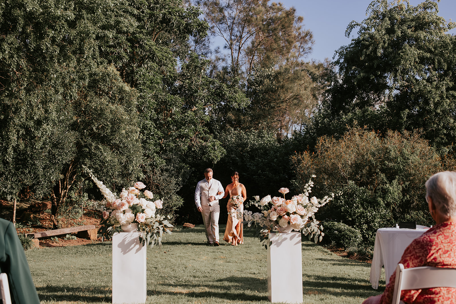 wedding arrival at Lower River Terrace