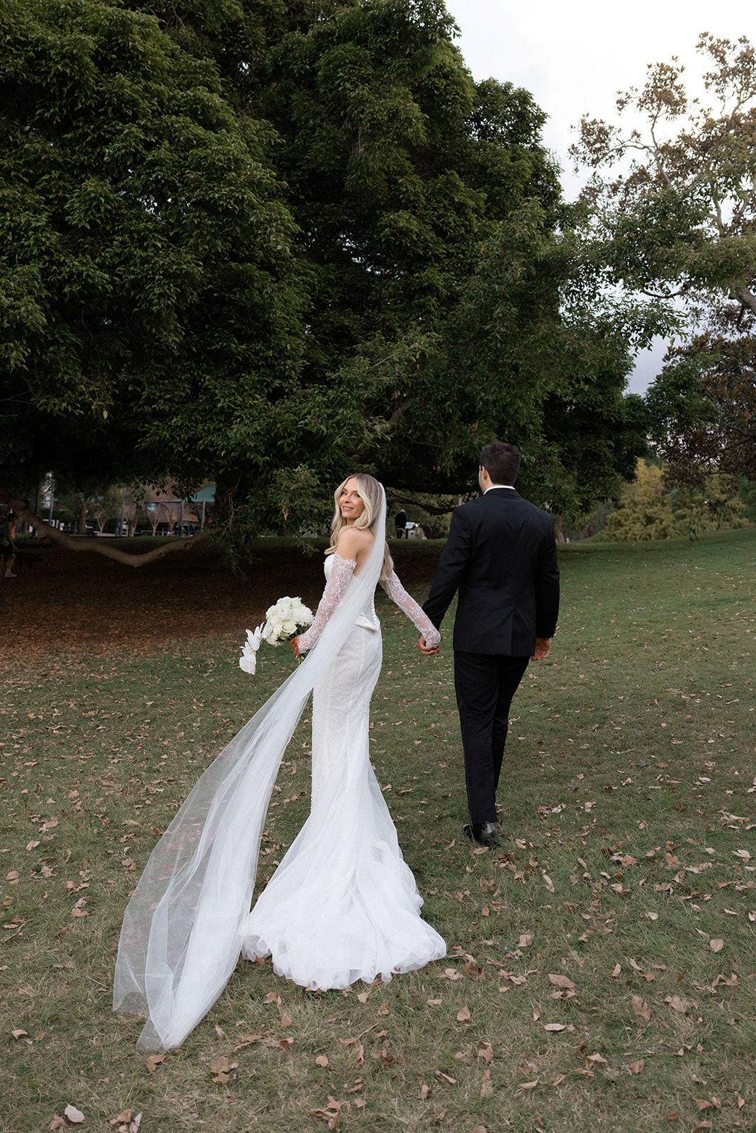editorial style wedding portraits New Farm Park