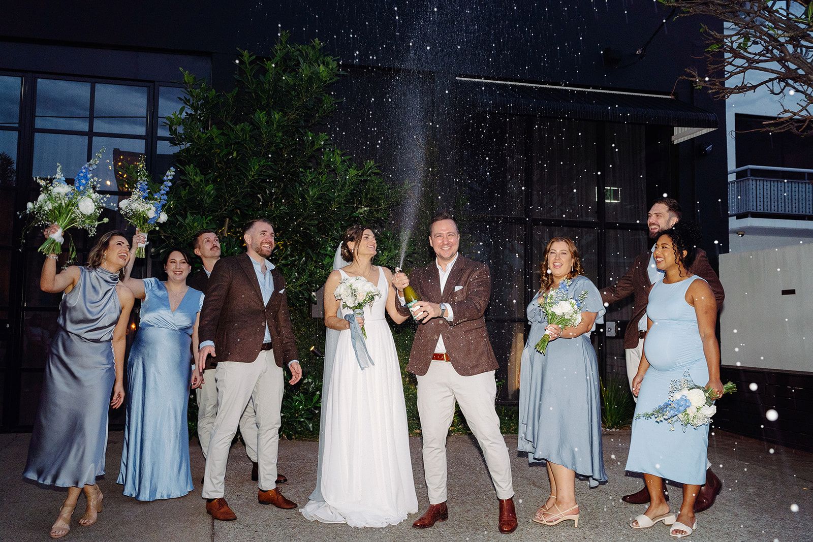 wedding champagne spray