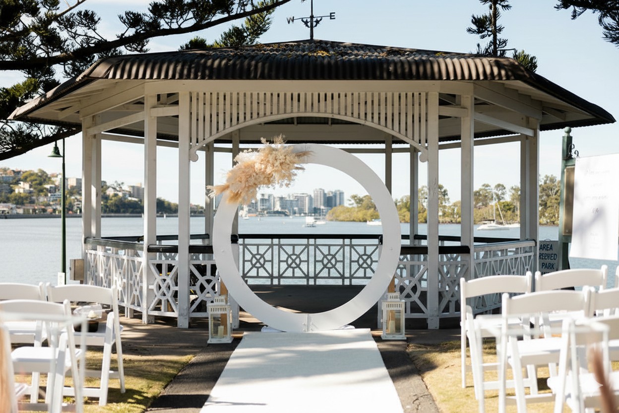 Newstead rotunda wedding decoration