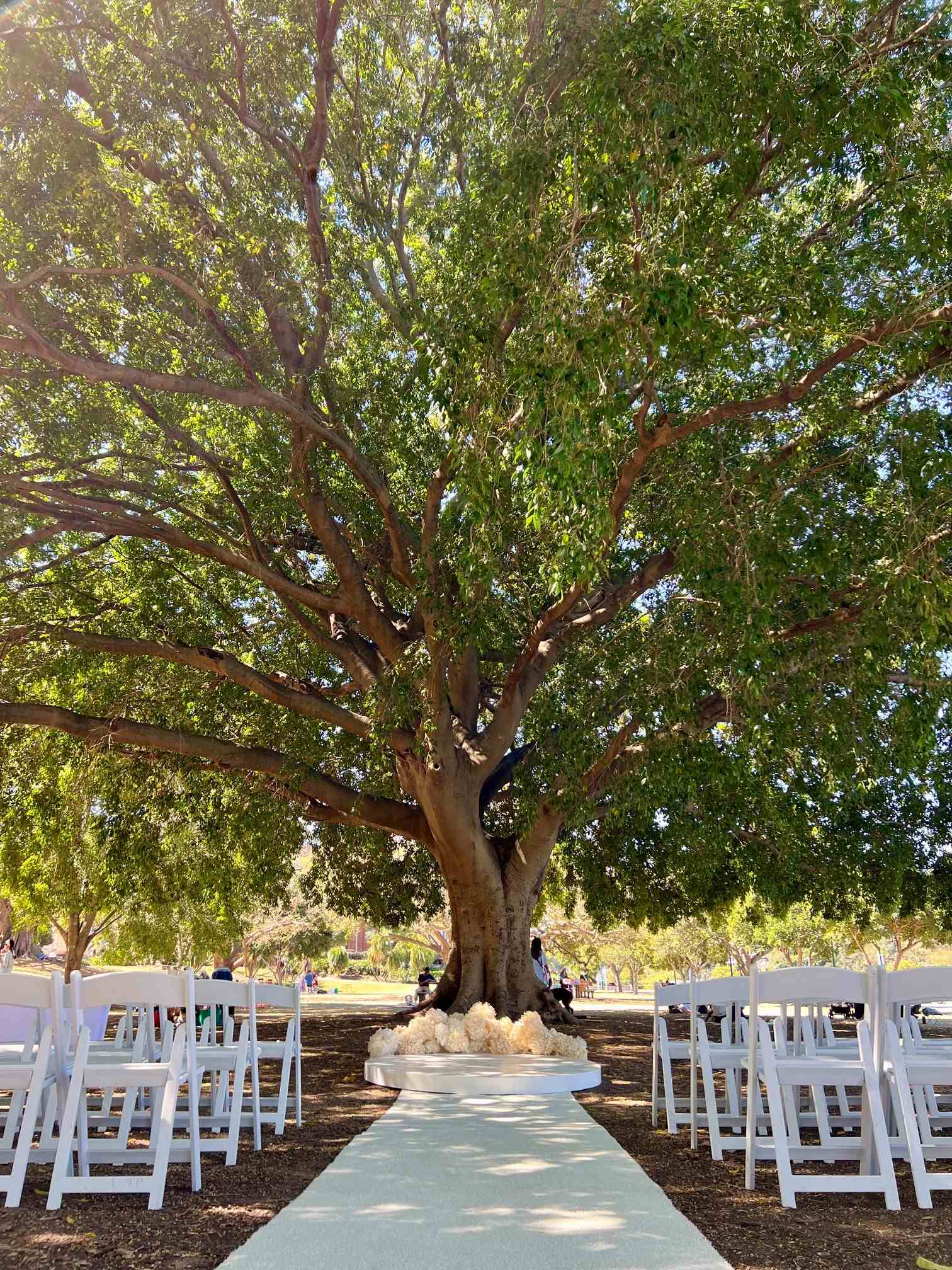 Wedding ceremony stage flower decor